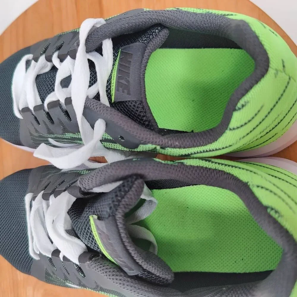 Nike Downshifter 8 GS Running Shoes- Womens- Size 7.5- Gray Green- [922853-011] - Picture 7 of 12